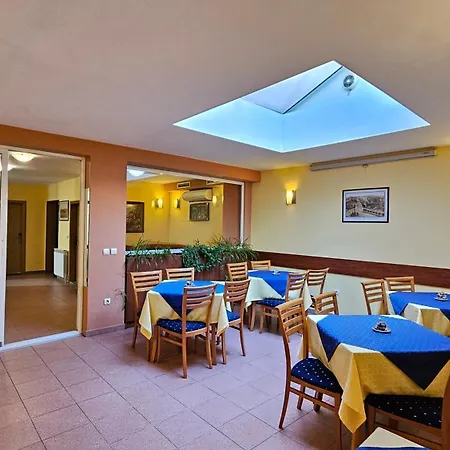 Hotel Caprice Family Varna