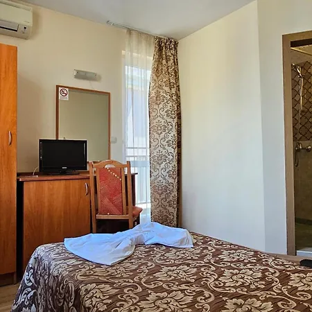 Caprice Family Hotel